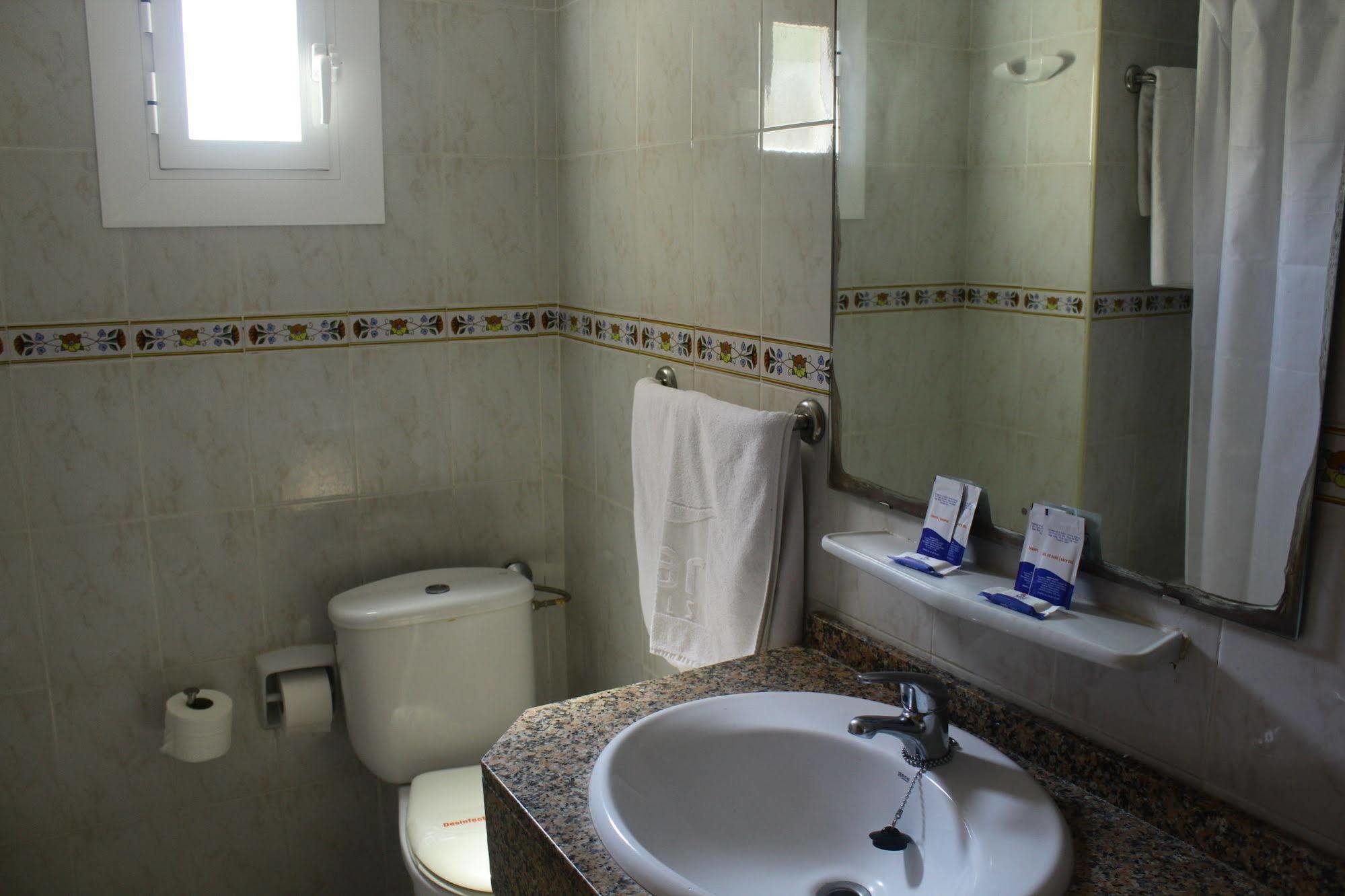Globales Torrenova (Adults Only) Hotel Magaluf  Buitenkant foto